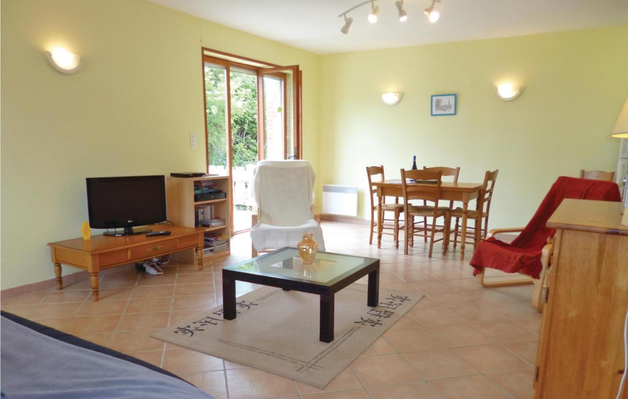 3 Bedroom Cozy Home In Brucheville Carentan-les-Marais Exterior foto